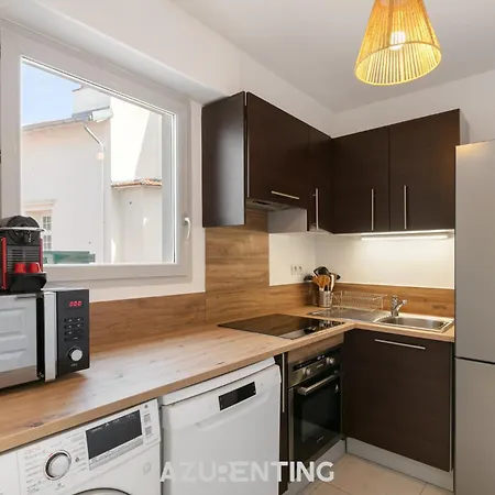 Apartment Azurenting - T3 Cœur D'antibes - Clim - Parking *