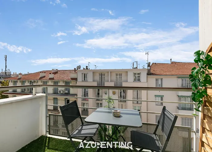 Azurenting - T3 Coeur D'antibes - Clim - Parking Lägenhet *