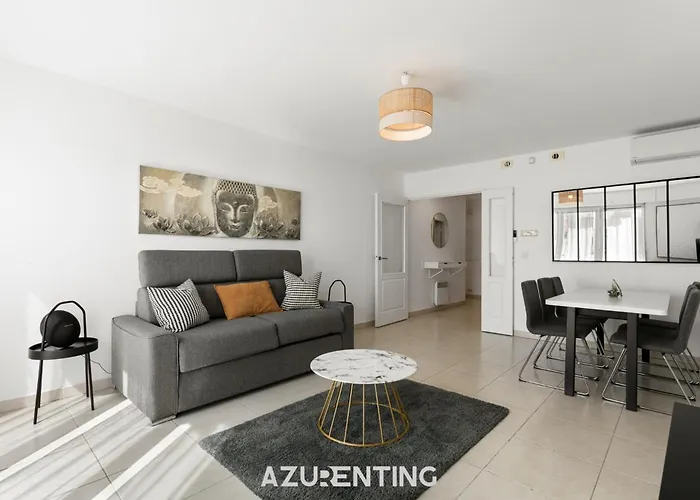 Azurenting - T3 Coeur D'antibes - Clim - Parking